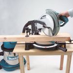 Sierra-ingleteadora-10--1500W-Profesional-MAKITA