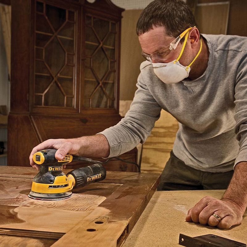 Lijadora-roto-orbital-5--280W-DeWALT-